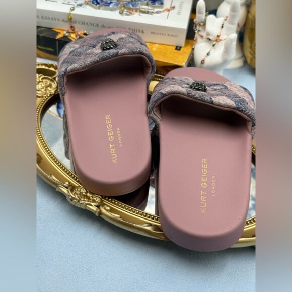🆕 KURT GEIGER LONDON 🧿 NWOB Pink Bleach Denim Meena Eagle Slides, Sz 39 US8.5 - Picture 10 of 14